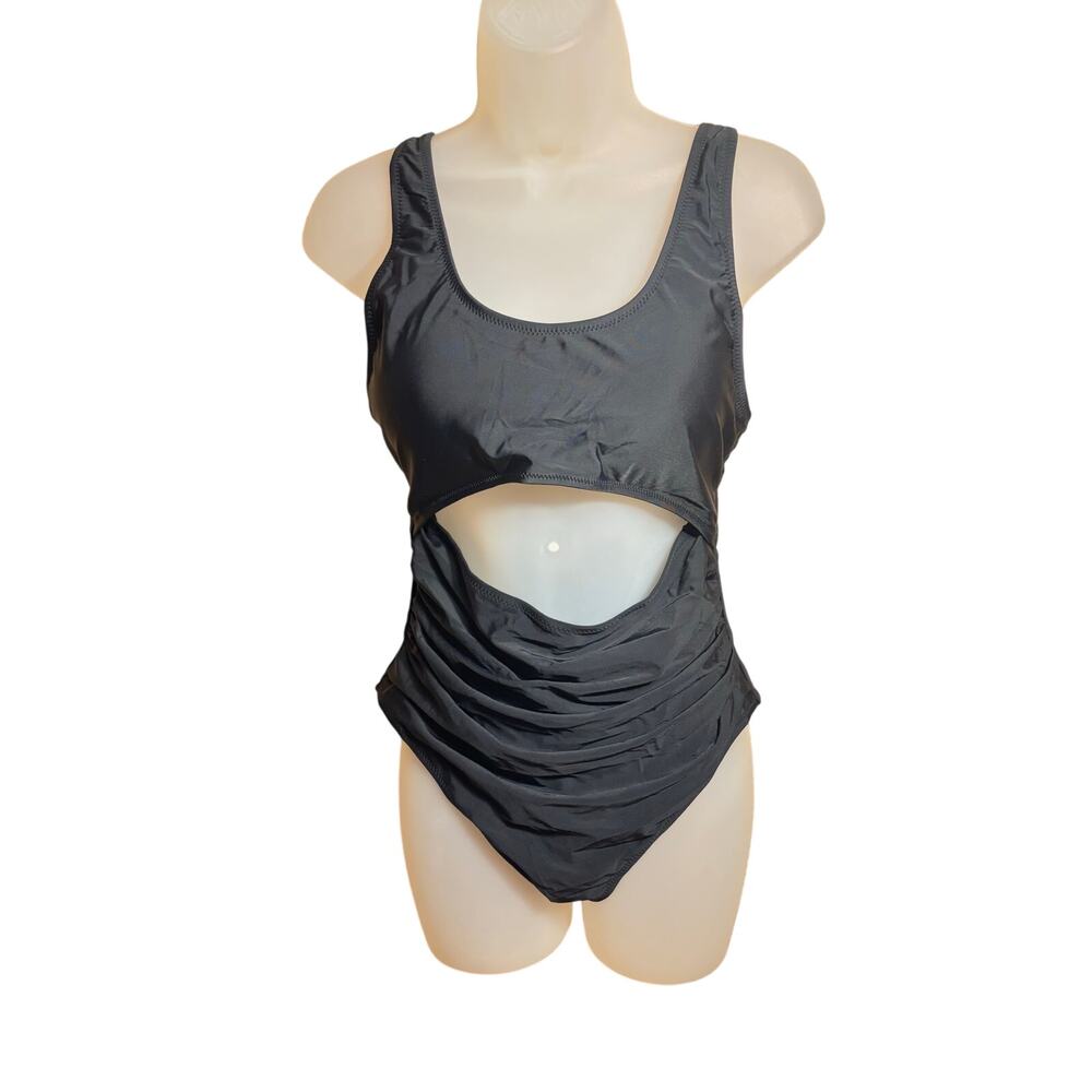 VIMPUNEK Beautiful New with tags black on piece black bikini bathing suit sz L